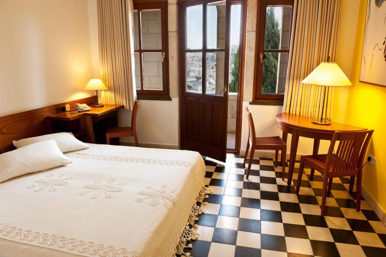Austrian Pilgrim Hospice Hotel Yerusalem Bagian luar foto