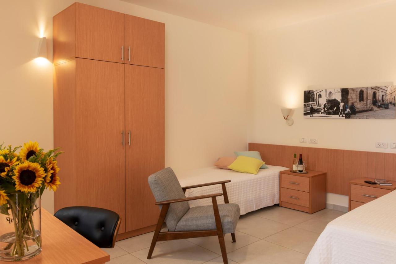 Austrian Pilgrim Hospice Hotel Yerusalem Bagian luar foto