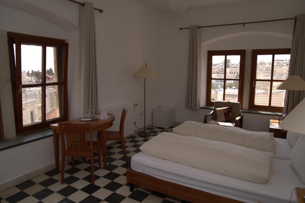 Austrian Pilgrim Hospice Hotel Yerusalem Bagian luar foto